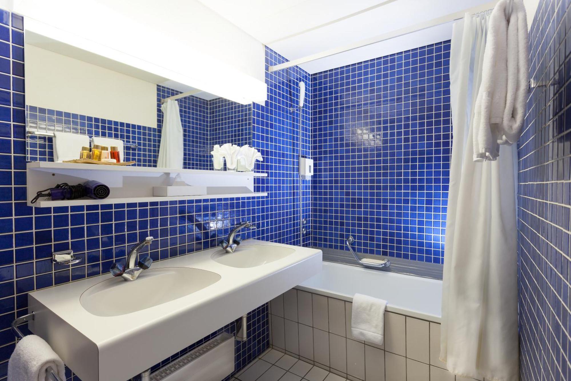 Sporthotel Wildstrubel Lenk Exteriör bild