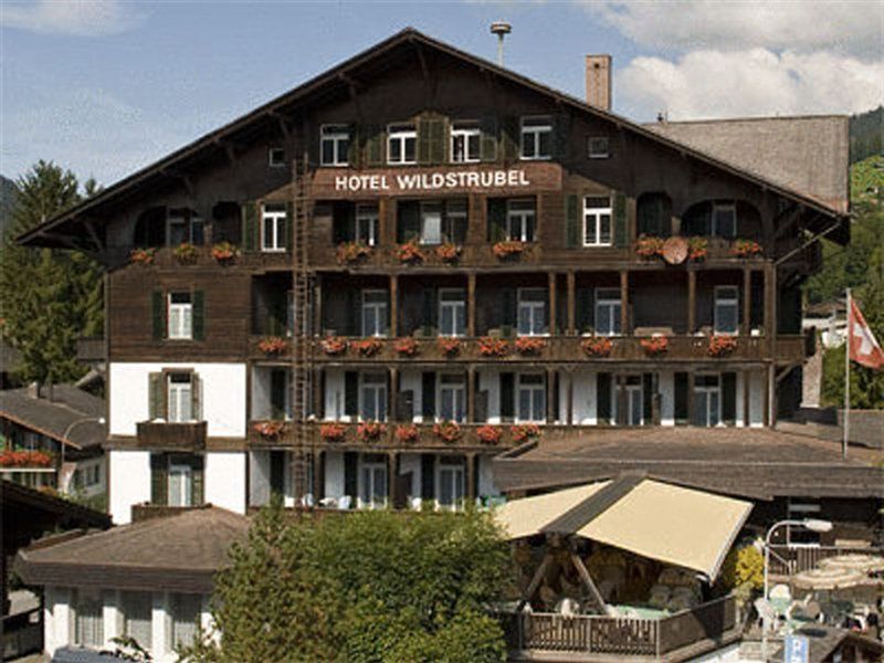 Sporthotel Wildstrubel Lenk Exteriör bild